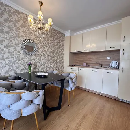 Sweet 6 2 Bedroom Apartman